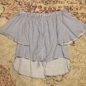 NWOT! Off the shoulder!